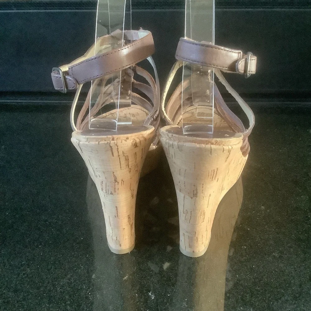 NEW Marc Fisher MFCARNIE Leather Cork Wedge Ankle‎ Strap Sandal Sz 10